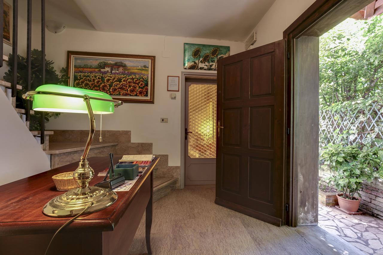 Casa Di Sara Bed & Breakfast Veneţia Exterior foto